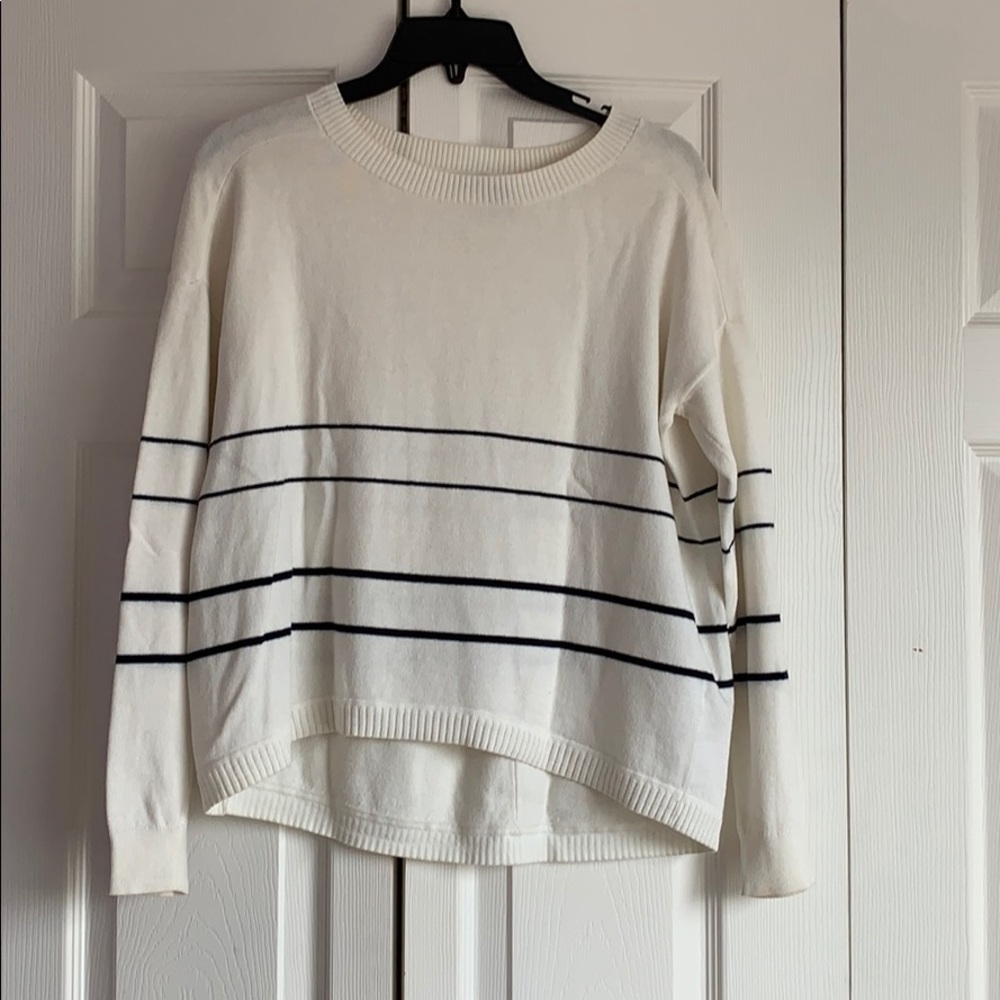 Nautical Style Cream & Navy Striped Sweater Size Small